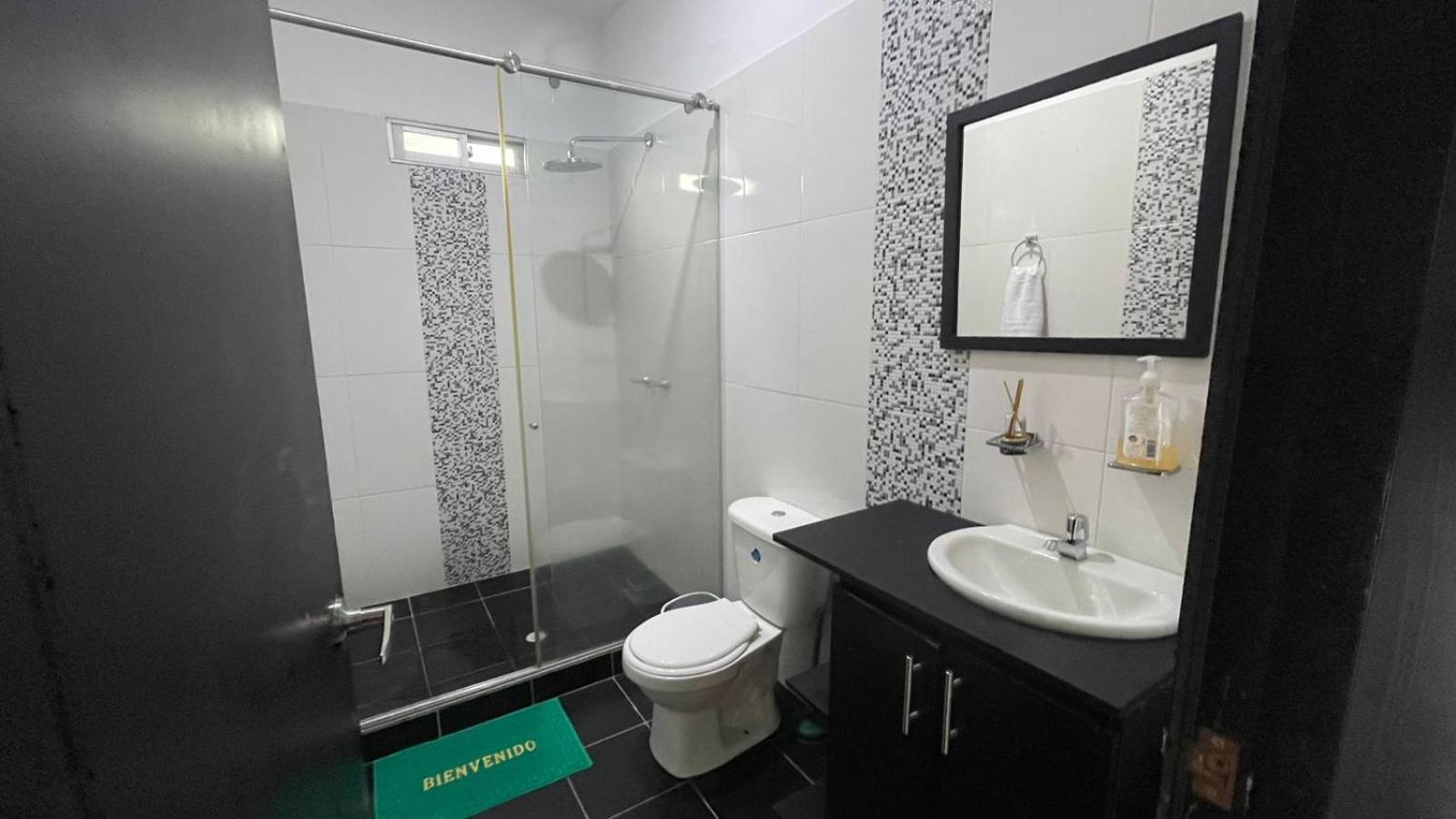 Villa Carolina Casa Campestre Montenegro Bilik gambar